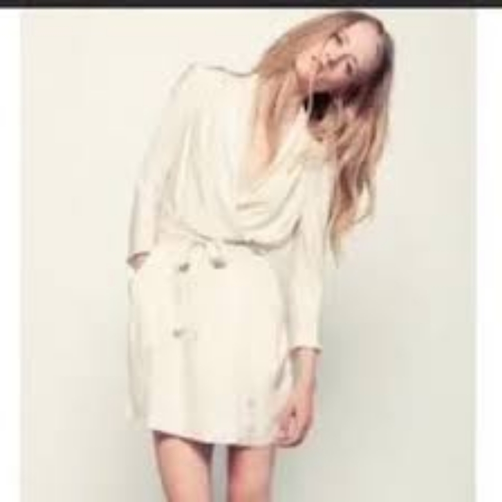 Aritzia Wilfred Franca ivory wrap dress